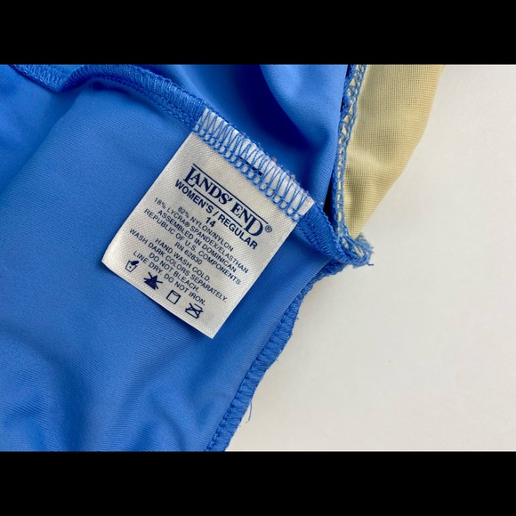 Lands End Bathing Suit Top. Tanking Top. Blue Bathing Suit Top. Size 14. - Picture 3 of 4